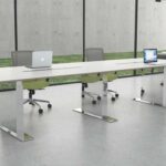 Urinox – Premium Motorized Standing Desk for Conference Rooms
