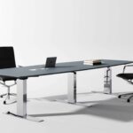 Urinox – Premium Motorized Standing Desk for Conference Rooms