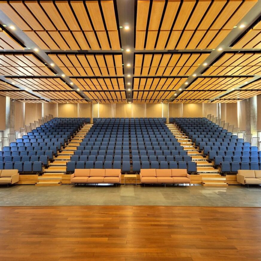 Tono GlideSeat Evo – Motorized Telescopic Retractable Seating System