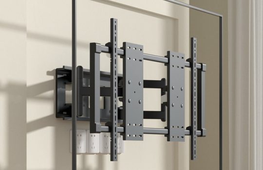Full Motion TV Mount: Swivel, Corner